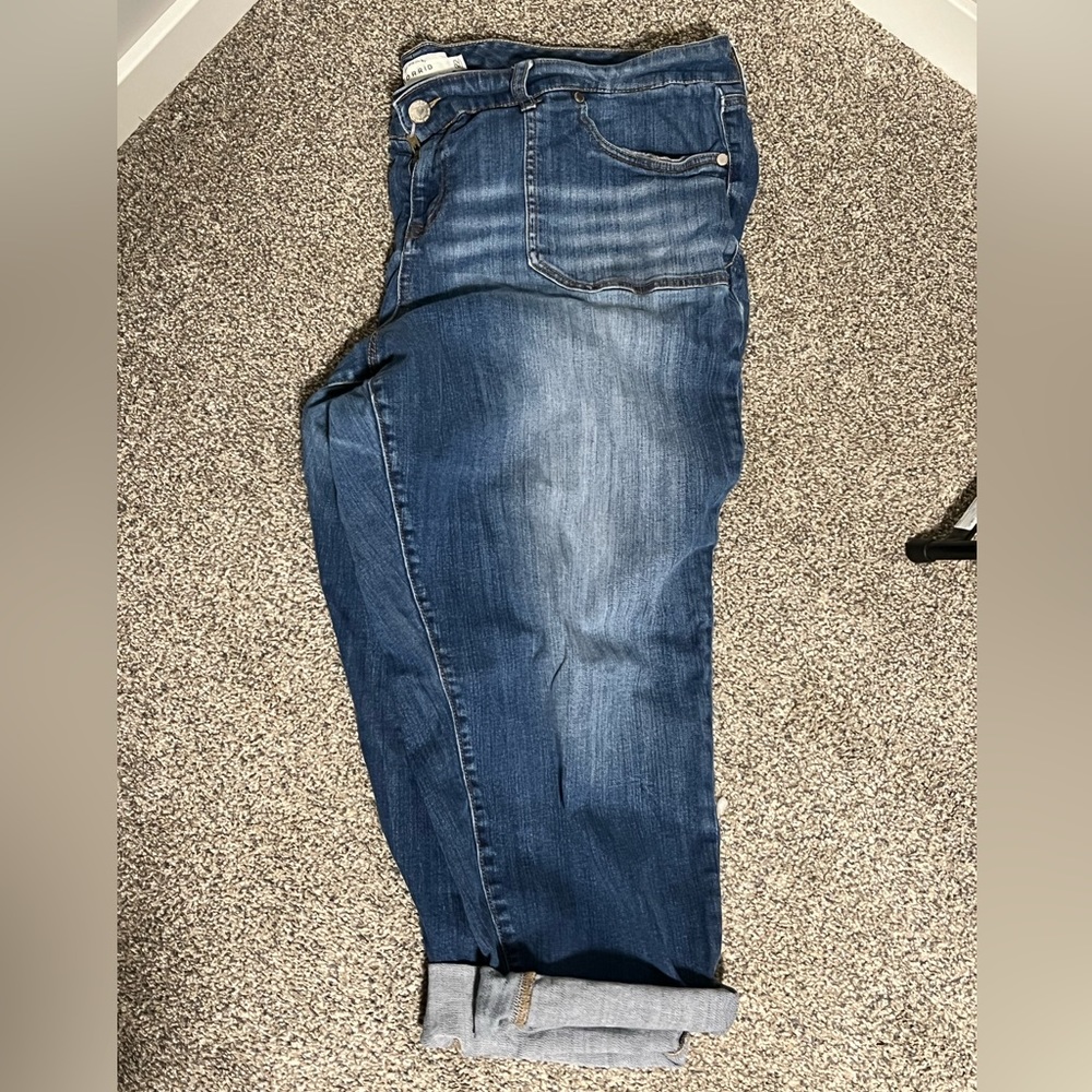 Capris
